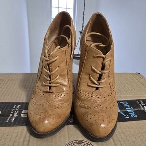 Aldo Tan Brogue Lace-Up Heeled Oxfords